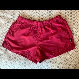 Patagonia Barely Baggies Shorts 2.5” M FuchsiaPink